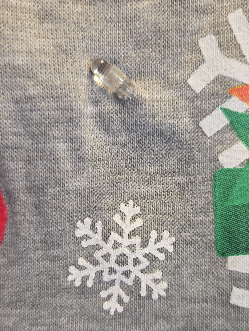 Freeze Gray Holiday Cat Graphic Sweatshirt with Red Accents